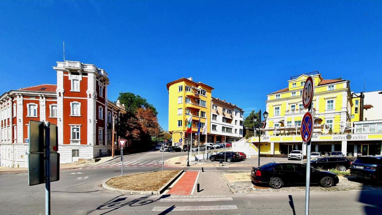 Old Town City Center Apartment 루세 외부 사진