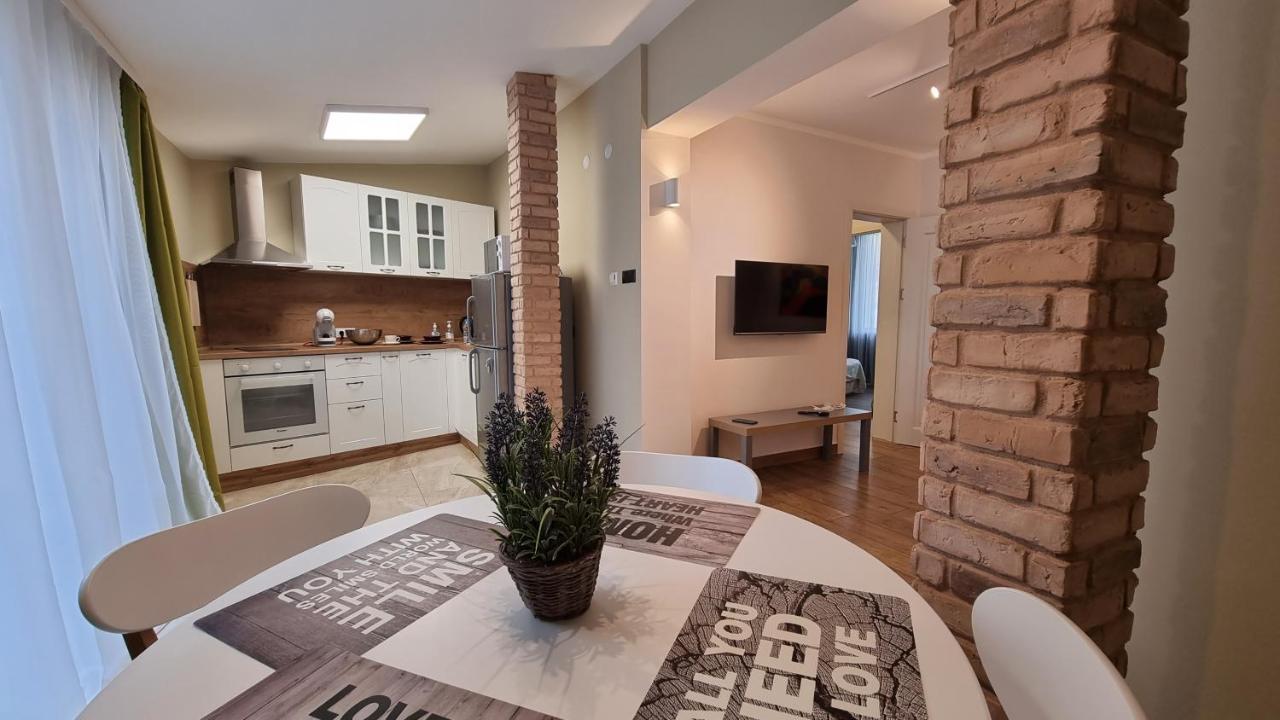 Old Town City Center Apartment 루세 외부 사진