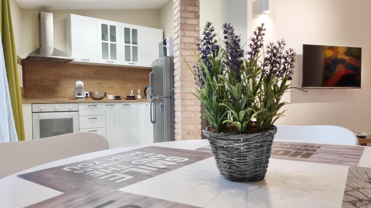 Old Town City Center Apartment 루세 외부 사진